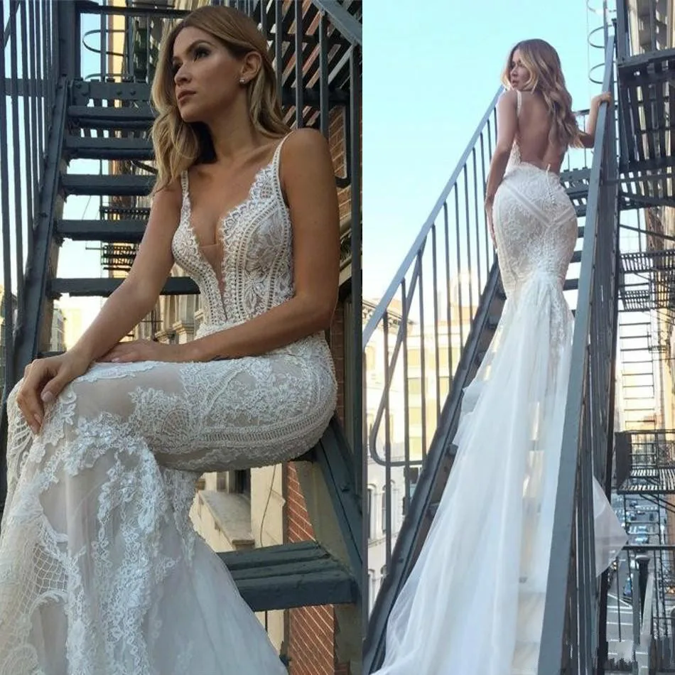 

Tulle Appliques Sheath Wedding Dresses 2019 New Arrival Sexy Open Back Spaghetti Straps Long Train Bridal Gowns