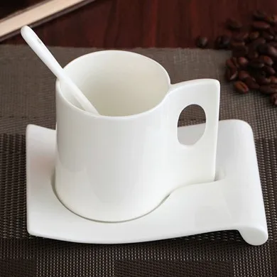 Чашка nespresso для кофе креативная чашка с блюдцем и ложкой фарфоровая чая наклоном