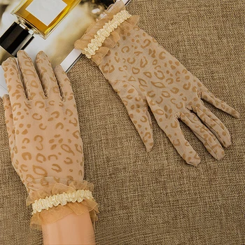 

Summer/Autumn Lady Sunscreen Golves Women Sun Protection Glove Fashion Beautiful Women's Summer UV-Proof Driving Lace Gloves
