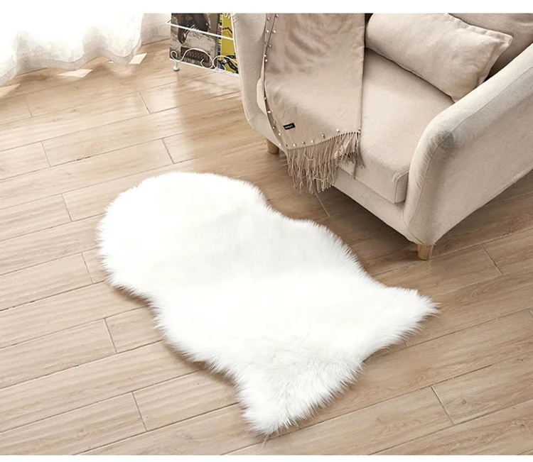 

European plush carpet imitation wool soft comfortable irregular shape carpet living room kitchen bedroom carpet mat decoration