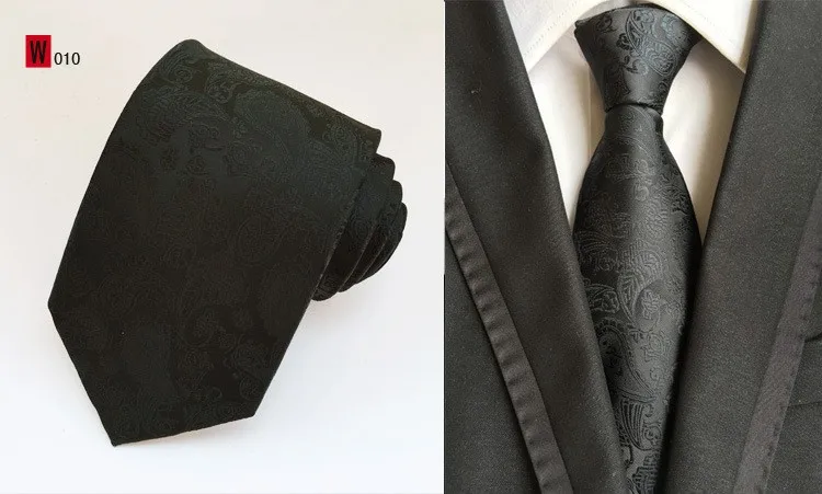 2557714799_377659354