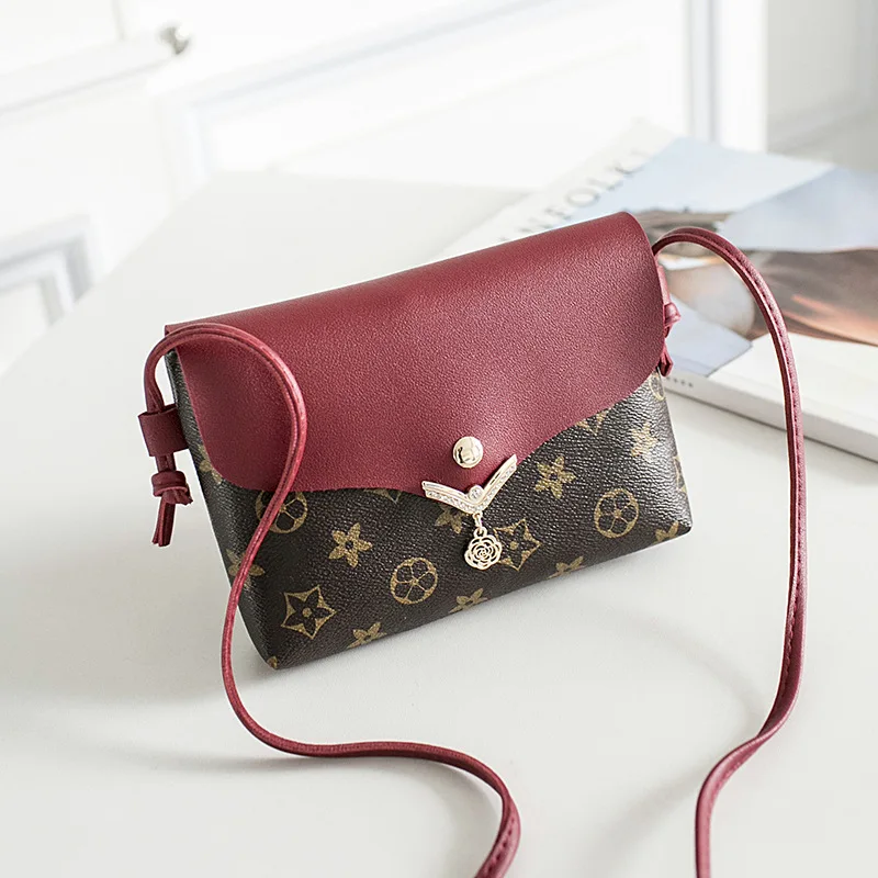

Female bag New Korean version hundred single Shoulder bag mobile phone change bag fashion old flower mobile phone small bag