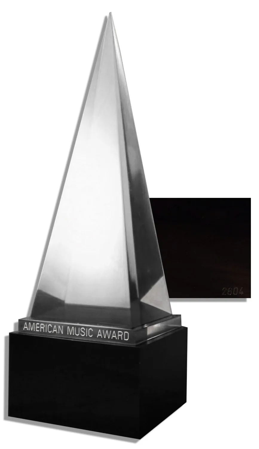 Американский Music Awards Хрустальная пирамида &quotтрофей по амас 1:1 реальный Размеры