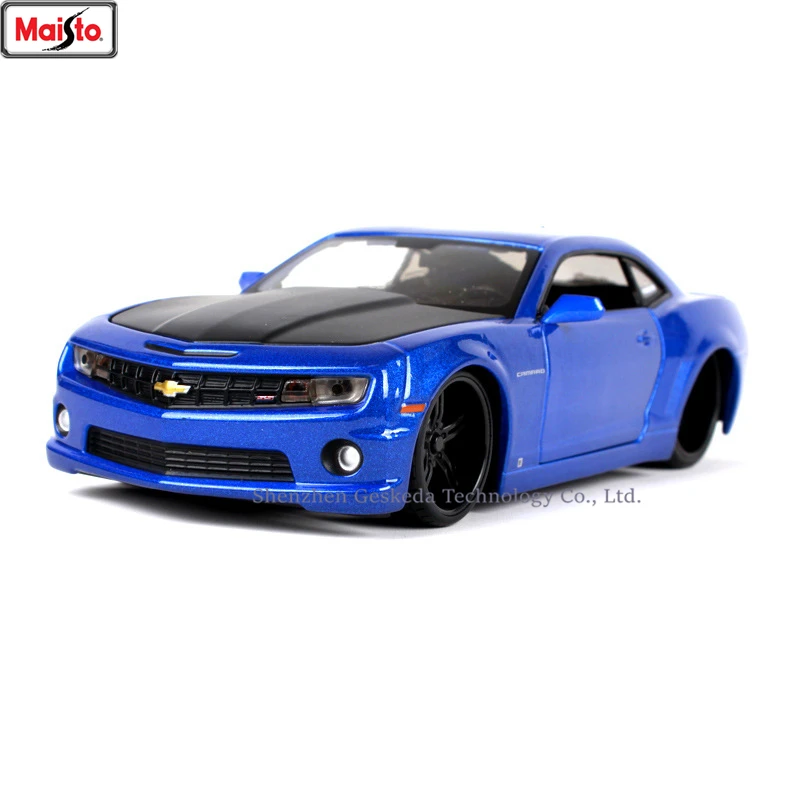 

Maisto 1:24 2010 Chevrolet Camaro SS modified authorized simulation alloy car model crafts decoration collection toy tools
