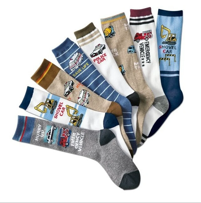 Носки для мальчиков. Носочки с машинками. Носки машин. Носки машин. Носки с машинками мужские.