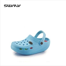 New women sandals hole slippers couple sandals mules and clogs garden shoes women breathable beach shoes