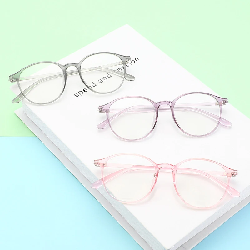 

Hot new simple round frame fashion flat mirror TR90 comfortable retro glasses art men and women decorative glasses frame.