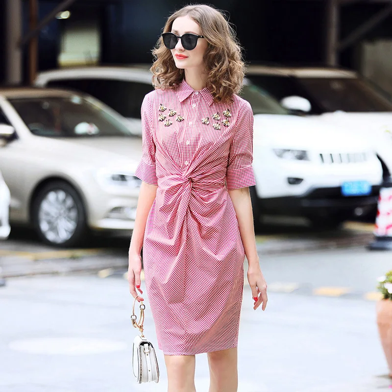 

2019 New Spring Summer Pink Plaid Dress for Women Beading Bee Turn Down Collar Slim Waist Short Sleeve Knee-length Dress Student