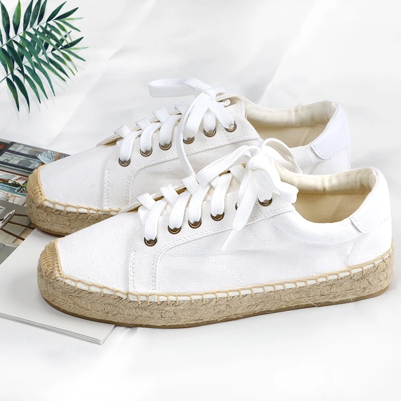 

2017 new white canvas shoe women lace up flat espadrilles Off-duty days rubber outsole Women flats Boat Loafers