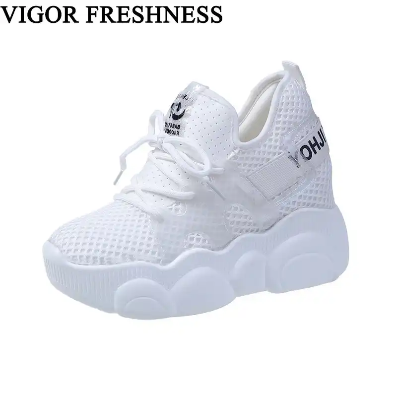 white tennis pumps