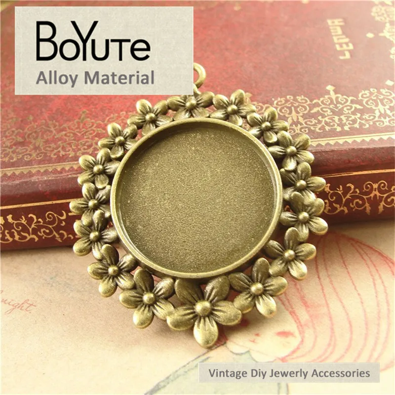 2298715875_1365734742 (1)