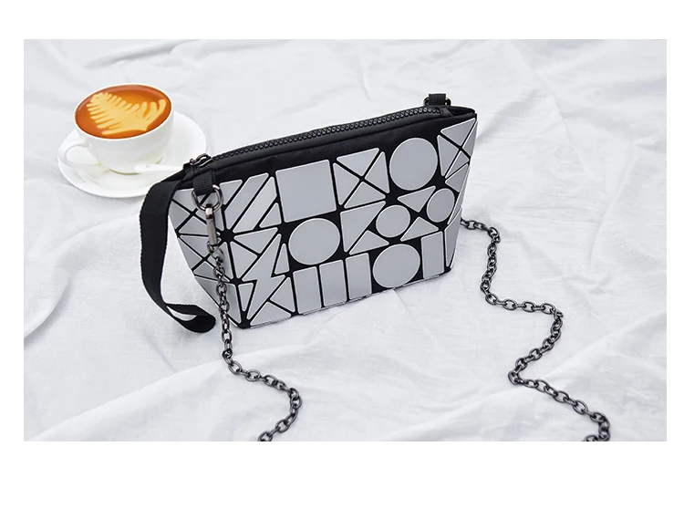 Новые светящиеся клатчи дамские сумки, Курьерская сумка женская Макияж лазерная сумка сумки геометрические конверты клатч телефон маленькая сумка