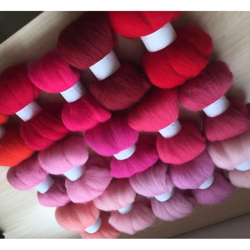 

15 colors red Animal series Wool Fibre Wool Roving For Needle Felting Hand Spinning DIY materials 5g/10bag