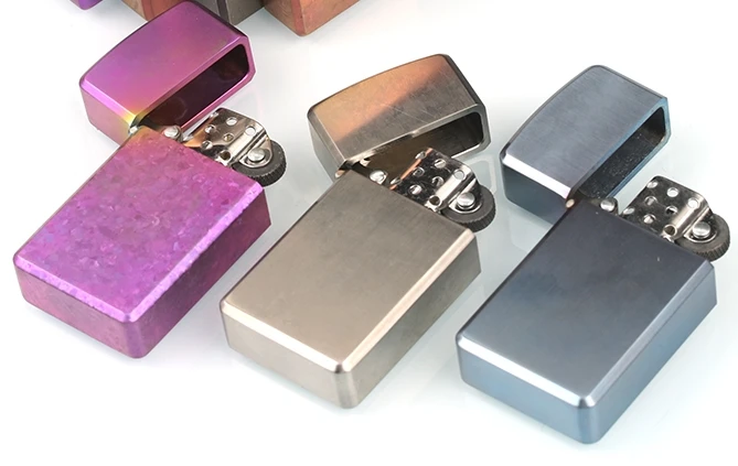 

ZG1877 3COLOR slim Titanium alloy TC4 ZIP kerosene lighter 60*32*13.4mm