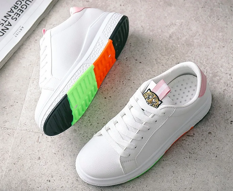 Women Casual Shoes Nice Spring Autumn Fashion Women Shoes Embroidered Tiger Breathable Lace-Up Platform Women SneakersNice0608-171151
