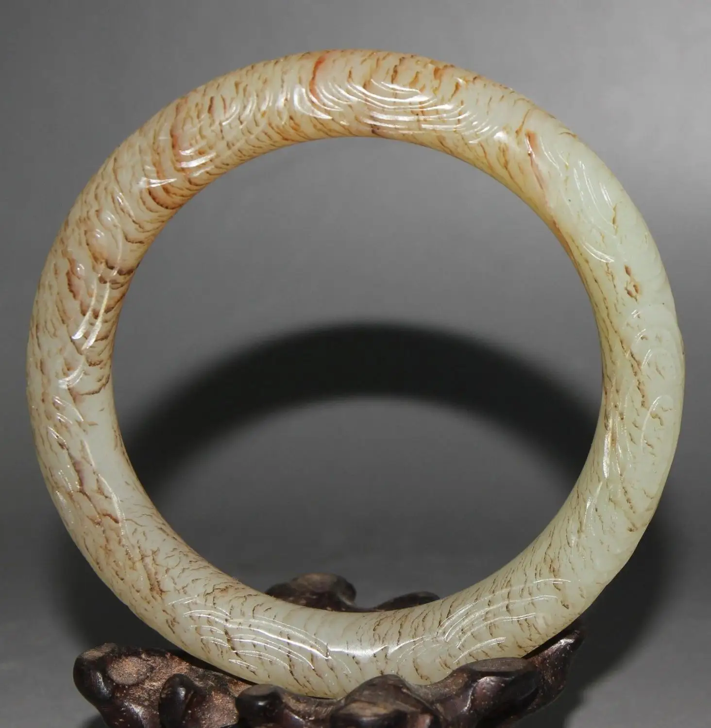 

Ancient Chinese hetian jade bangle carved jade Bracelet J061246