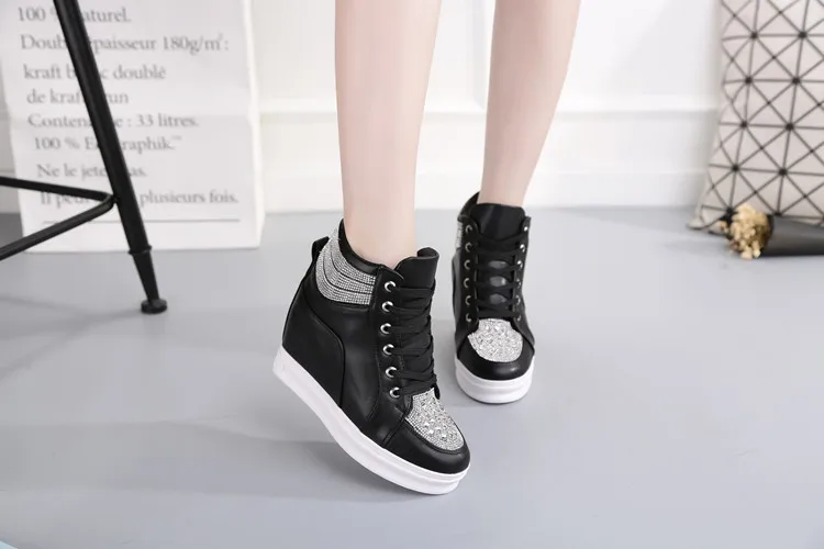 3539869490_867625961