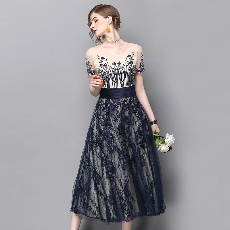 

Summer Runway Designer Elegant Women Dress Beige Dark Blue Lace Patchwork Long Dress Floral Embroidery Party Night Dress