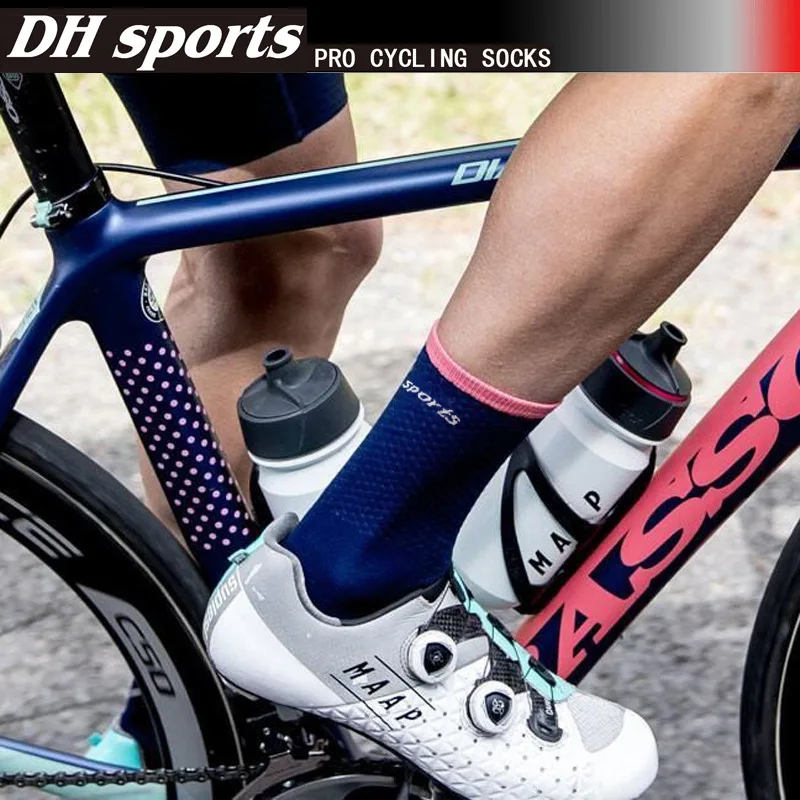 DH-Sports-2017-New-Cycling-Socks-Men-Women-Professional-Breathable-Sports-Bike-Socks-Top-Quality-Wear(2)