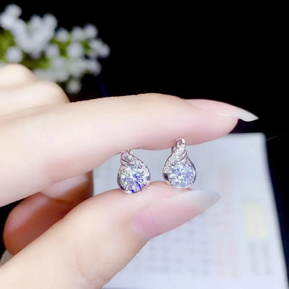 Moissanite новейшие стильные серьги-гвоздики, Супер Популярные женские серьги-гвоздики, Мигающий Огонь, 925 серебро, не чувствительный