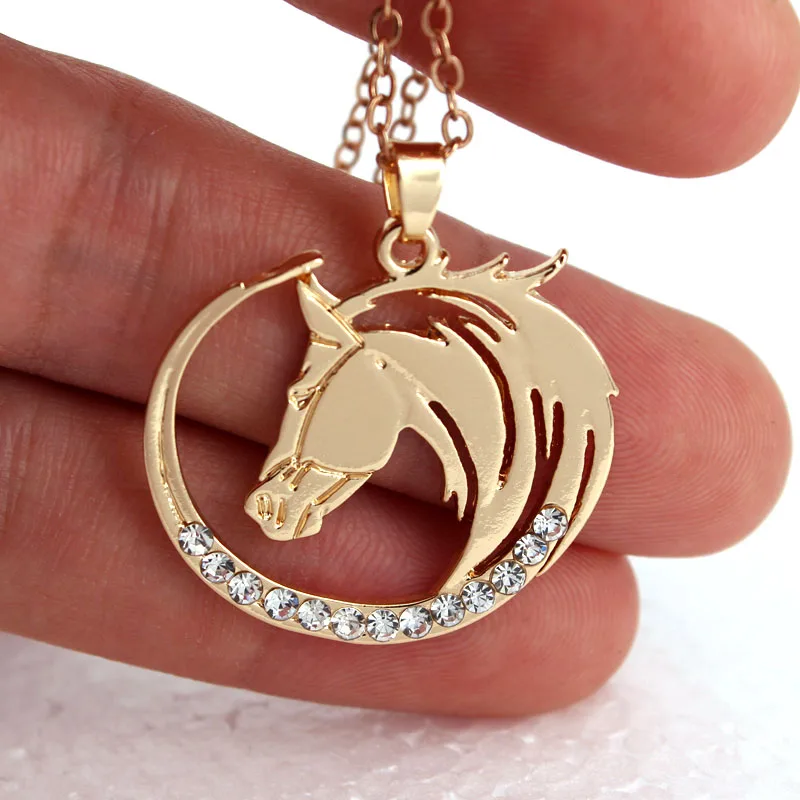 Hzew простой мило лошадь кулон ожерелье круглой формы лошадь ожерелья подарок