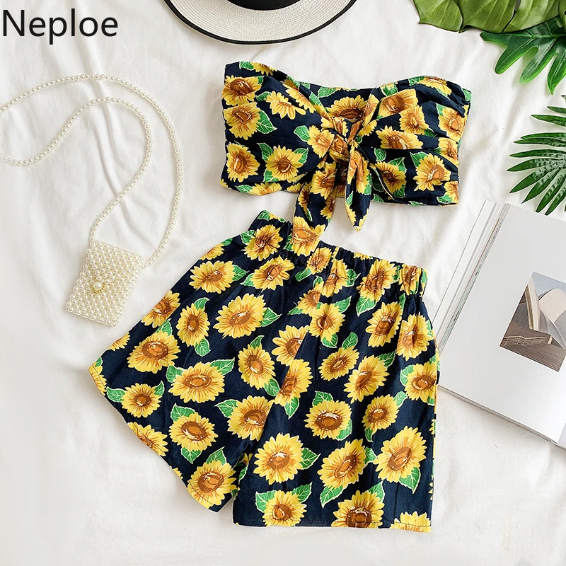 

Neploe 2019 Fashion Sunflower Printed Sets Short Lace Up Slash Neck Tops+high Waist Shorts Holiday Two-piece Set of Women 52983