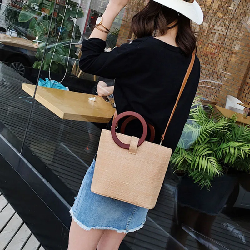 Fashion Women Hot Beach Straw Bags INS Popular Autumn Female Wooden Ring Weave Handbag Casual Lady Knitted Shoulder Bag SS3423 (13)