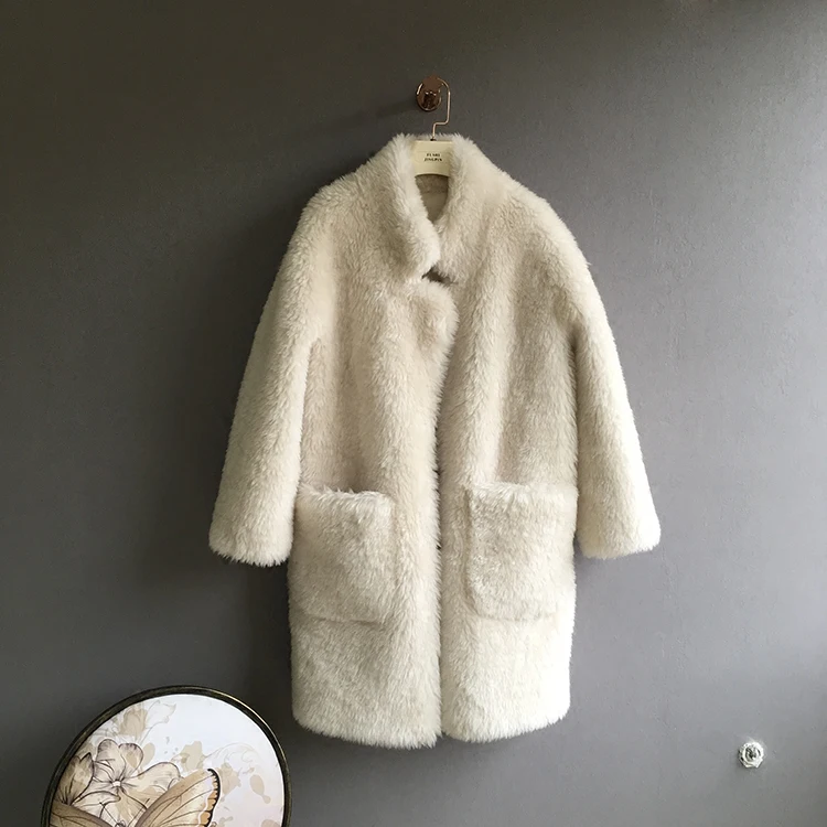 

100% Wool coats outerwear women thickening warm winter jackets female stand collar pockets white wool overcoat 2019 new autumn
