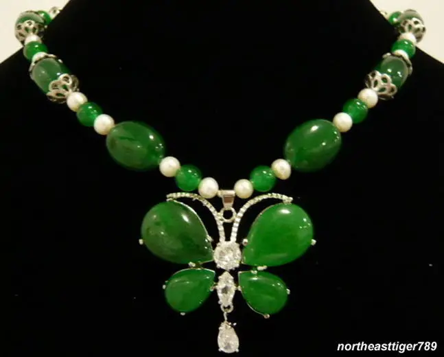 

shipping Emerald Jade White Pearl 18KWGP Crystal Butterfly Pendant Necklace