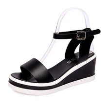 Summer Korean muffin fish head women sandals with platform sandals wild simple shoes shook with students in