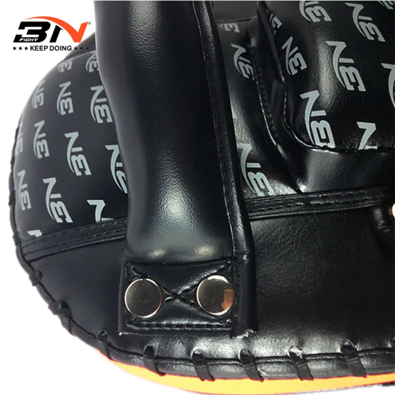 Тренировочная мишень для бокса варежка фокусировки мешки песка MMA Strike Shield Muay