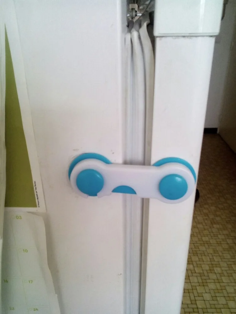 2 قطع الطفل الأمن جهاز حماية الاطفال مربع درج خزانة دولاب باب خزانة ملابس الثلاجة قفل أمان 2 قطع الطفل الأمن جهاز حماية الاطفال مربع درج خزانة دولاب باب خزانة ملابس الثلاجة قفل أمان