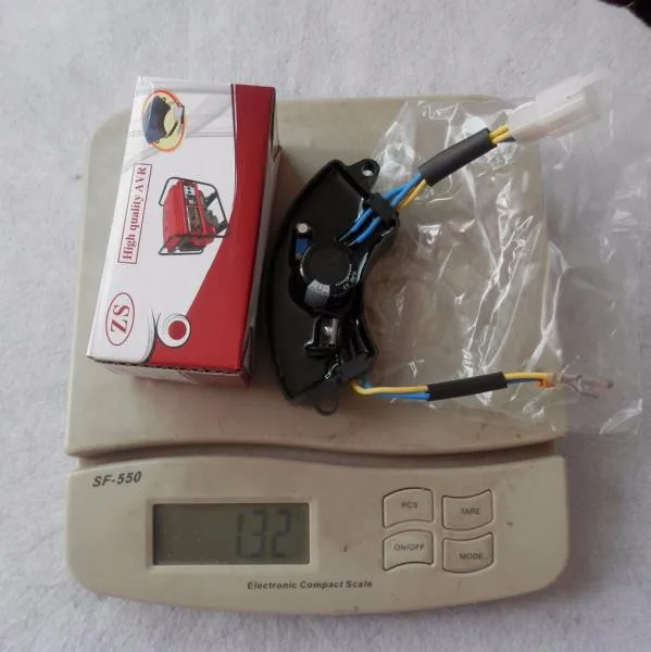 AVR 3KW HONDA GX160-200 7