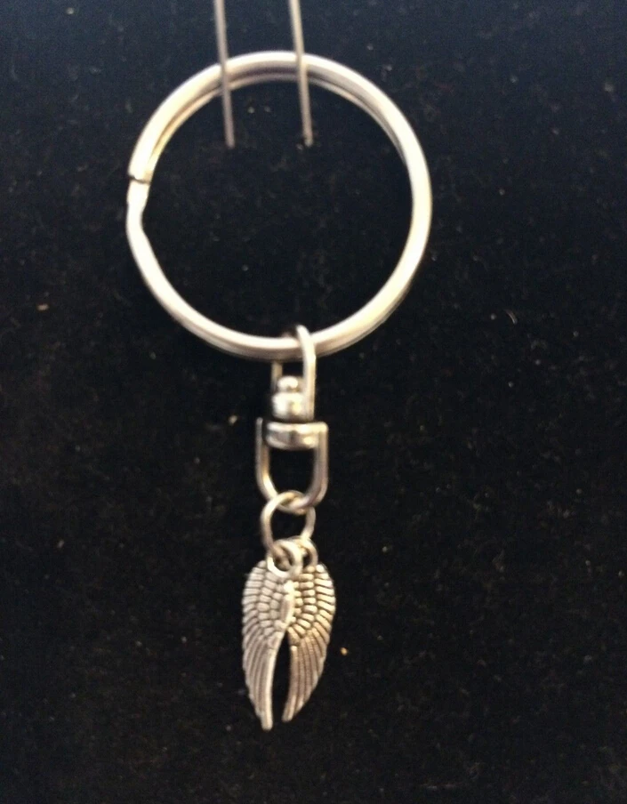 Angel Wings Keychain Decorative Vintage silver Charm Feathers Pendant