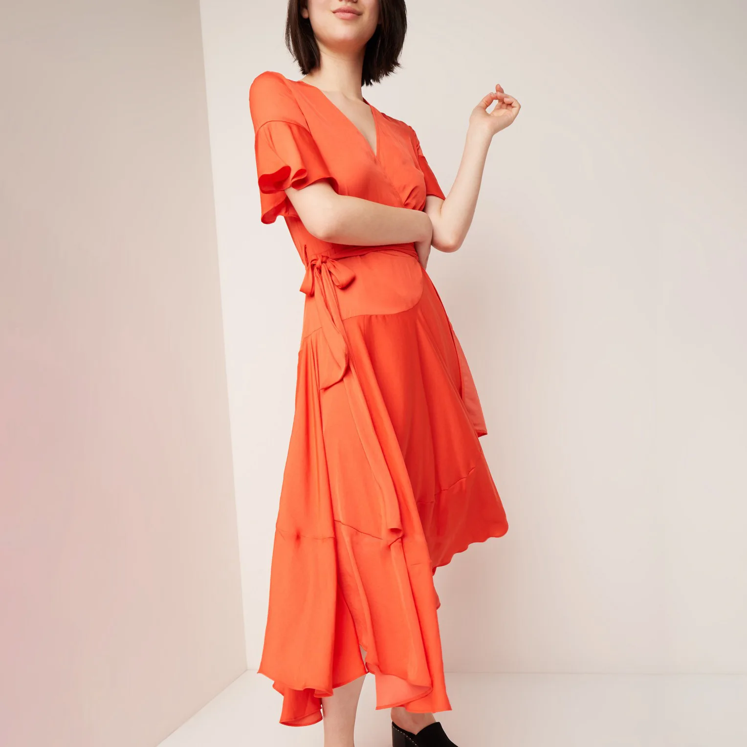 

New Lotus Leaf Side Lace Irregular Fairy Dresses for Women In Spring 2019 V-Neck Flare Sleeve Straight Dress Women