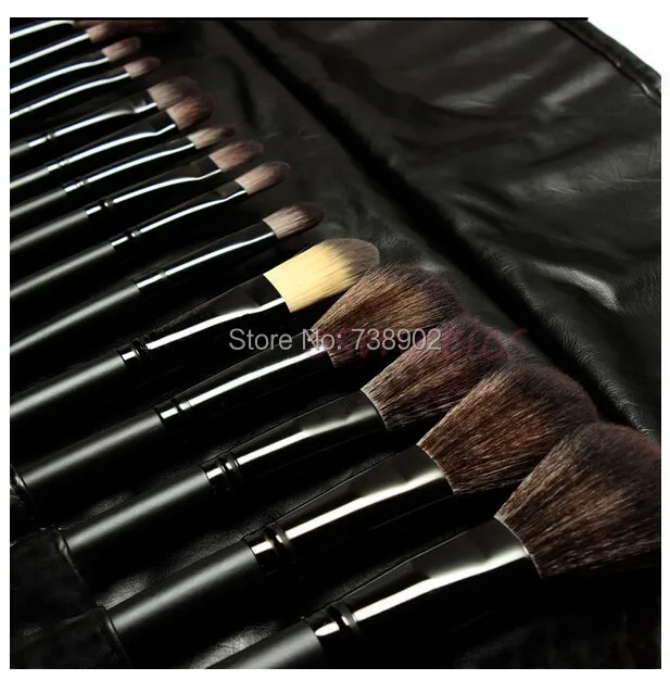 Professional-Makeup-Pinceis-Maquiagem-in-Sleek-Black-Leather-Like-Case-Portable-cosmetics-makeup-brush-kit-Drop (1).jpg