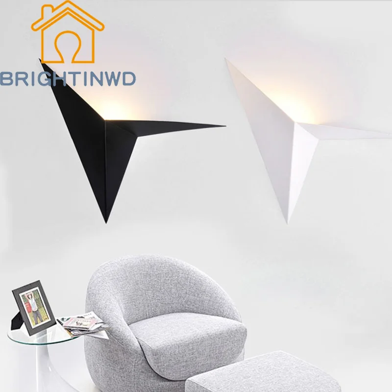 

BRIGHTINWD Nordic Minimalist Creative Bedroom Bedside Study Room Mirror Headlight LED Wrought Iron Shaped Triangular Wall Lamp