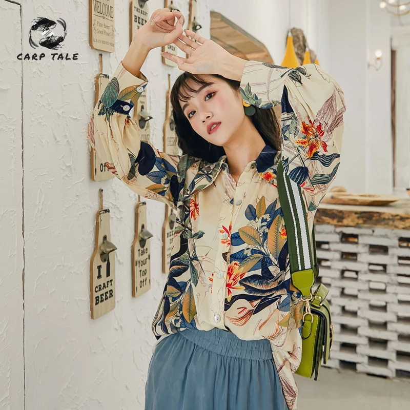 

Spring and autumn 2019 new holiday personality temperament fashion shirt long sleeve bottoming shirt printing shirt female tide