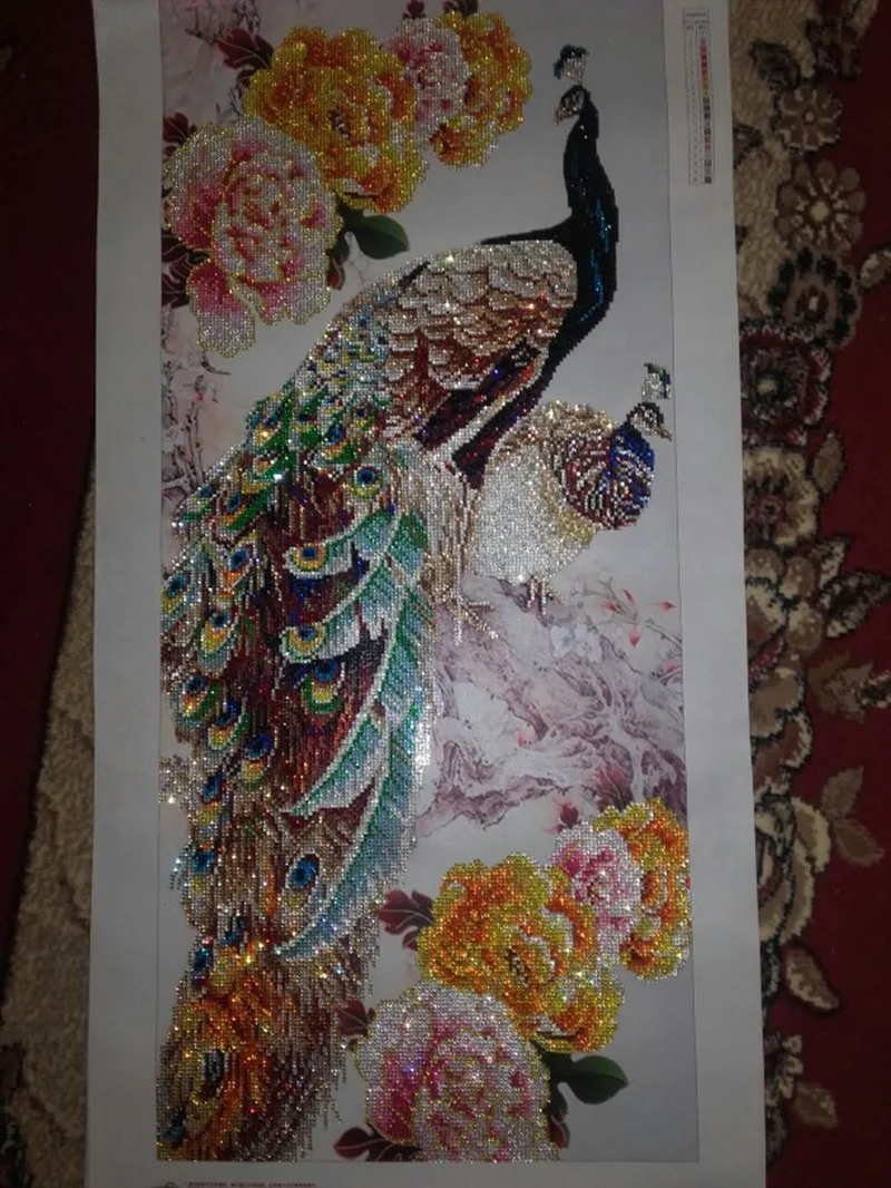 2022 hot sale fashion 5D crystal round diamond painting cross stitch diamond embroidery needwork paste two peacocks for gift zx