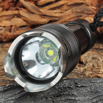 

Ultrafire luz Tactical Switch Torch Hunting LED Flashlight Zoomable TR-J1 900LM 4-Mode White LED Diving Flashlight (1 * 18650)
