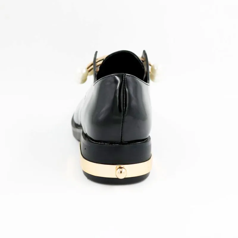 Женские туфли-оксфорды со стразами и жемчугом; модная обувь в 2 стилях; женские туфли-оксфорды с металлическим украшением; лоферы на низком каблуке; большие размеры 33-43