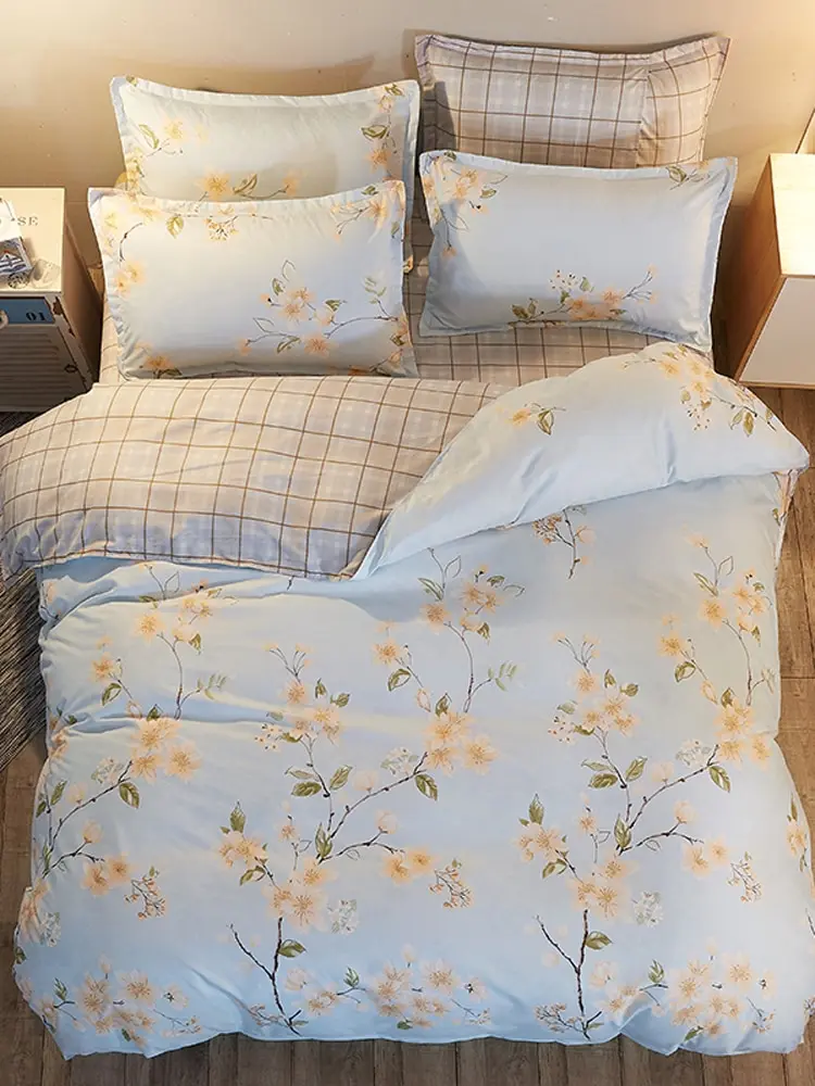 

4 Pcs Bedclothes Fresh Flower Pattern Cozy Soft Bedsheet Set