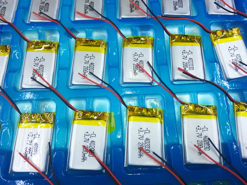 Полимерная литиевая батарея 3,7 V, 402030 042030 200mah может быть настроена оптом CE FCC ROHS MSDS сертификация качества