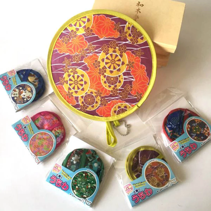 

Free shipping (4pcs/lot)Nylon Portable Folding Fan for party gift Colorful Fan cool summer lovely hand fan/Flying disk