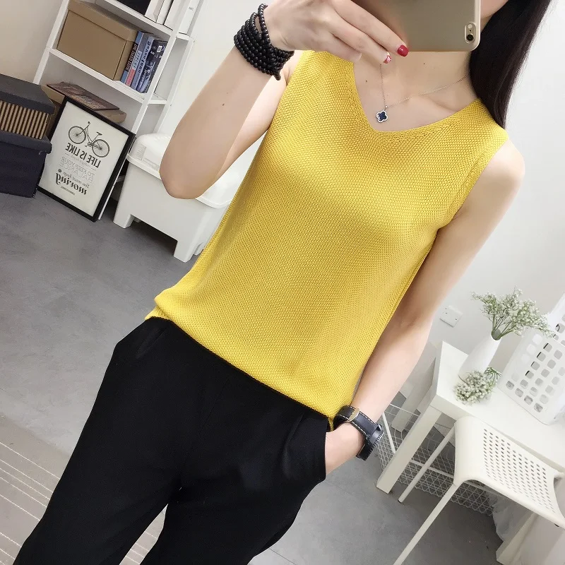 Actual photo of the new Korean version of vest in spring and summer of 2019 pure-color  bottom knitted sweater women's wear