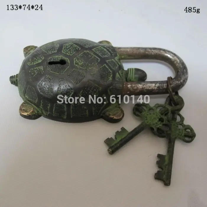

Wonderful chinese handwork style bronze Turtle lock ang key NR