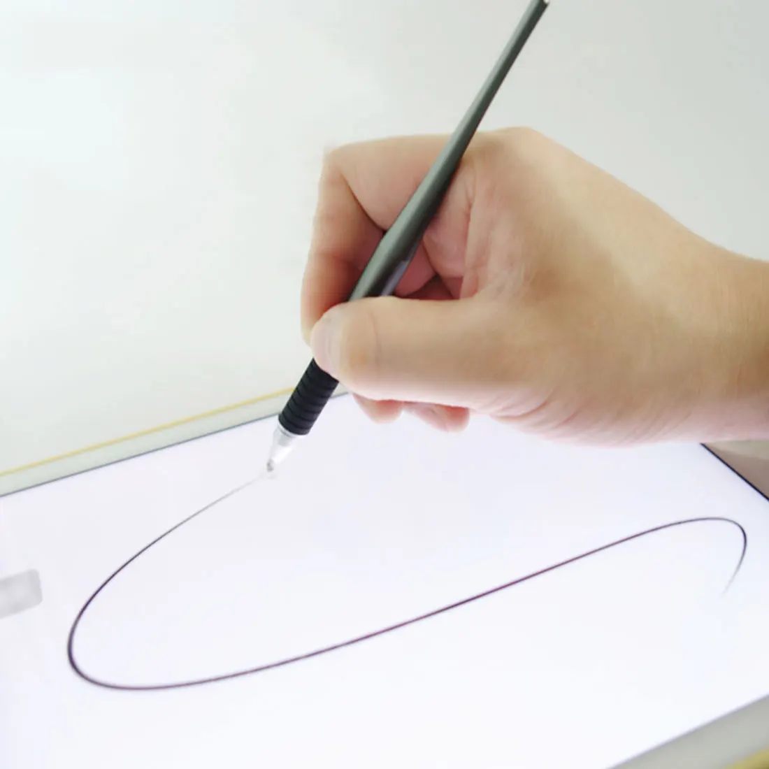 

NEW Hot 2 in 1 Capacitive Stylus Pen NEW Metal Drawing Pen Touch Screen Stylus Pen For Smart Phone Tablet PC for iPhone iPad