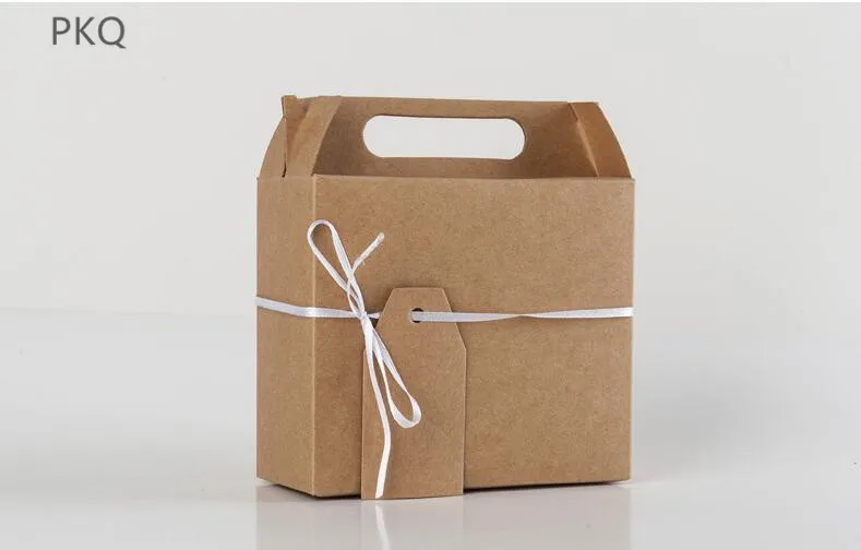 50 шт коричневая крафт-бумага коробка для сладостей в виде кареты пустая белая картонная подарочная упаковочная коробка с ручкой большая DIY Подарочная бумажная коробка - Цвет: Коричневый
