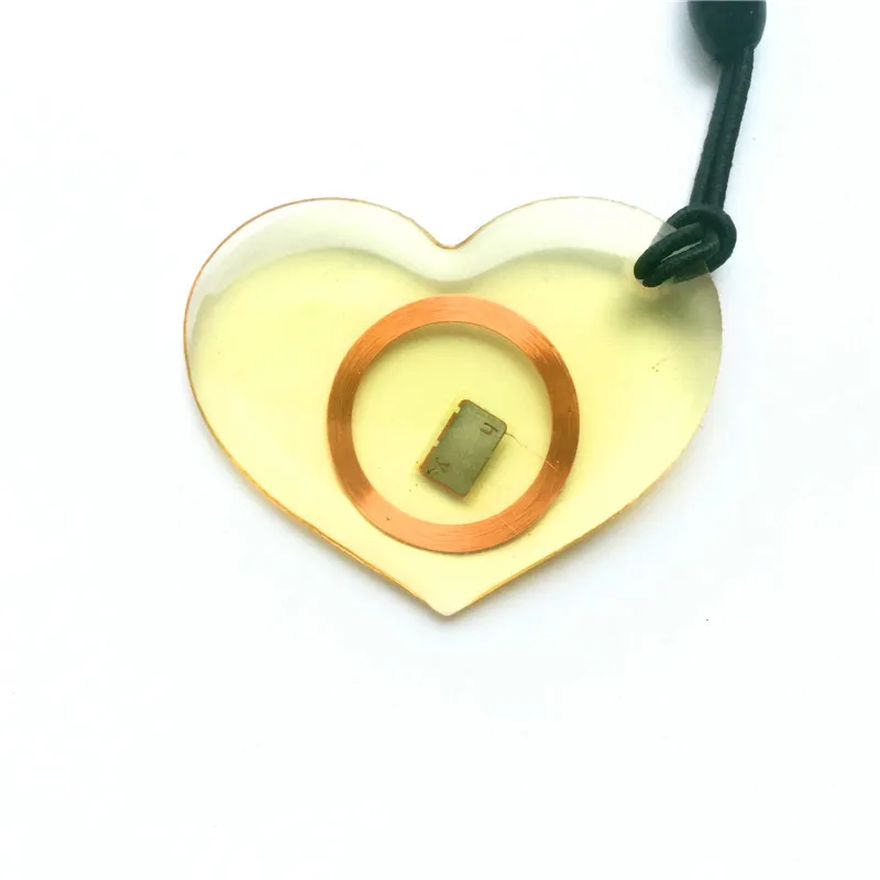 

1pcs 125Khz EM4100 RFID Keychains Proximity ID Card Tags Keyfobs Only Read Transparent Heart Card