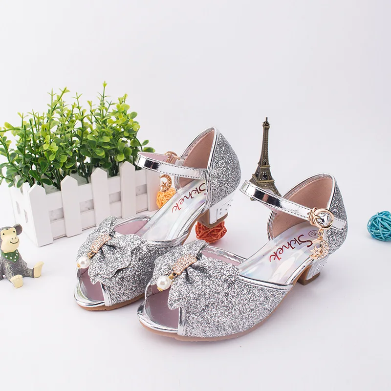 CNFSNJ/детские сандалии для девочек на высоком каблуке; Лидер продаж; новая детская обувь; детская обувь розового, золотого, серебряного цвета; Студенческая обувь с цветочным узором; 27-36